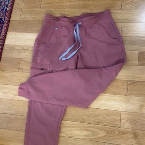 Mauve FIGS joggers in great condition